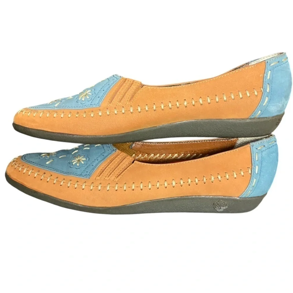 Hush Puppies Women’s Bailey Sip On Leather Loafers Size 7.5N Brown Blue Comfy